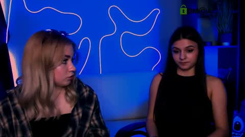 Snapshot of amelaya chatting on May 5, 1:52 pm amelaya online show from May 5, 1:52 pm
