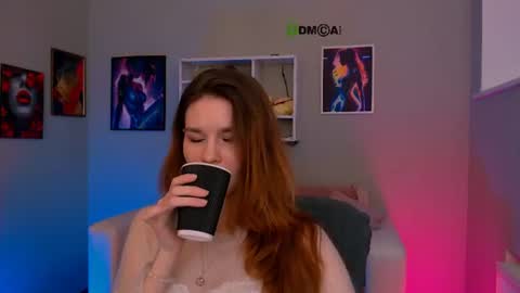 Snapshot of amelaya chatting on June 19, 9:13 am amelaya online show from June 19, 9:13 am