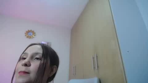 Snapshot of ameli_porter2 chatting on June 2, 9:55 am ameli online show from June 2, 9:55 am