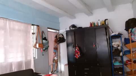 Snapshot of amelia_2023 chatting on December 6, 5:44 pm amelia  online show from December 6, 5:44 pm