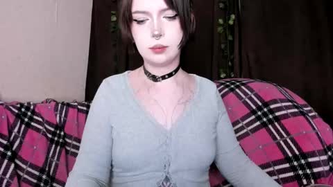 Snapshot of amelia__miller chatting on May 18, 6:36 pm Amelia online show from May 18, 6:36 pm