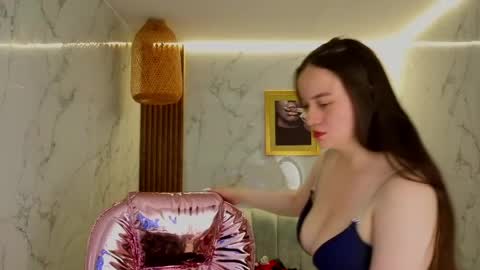 Snapshot of amelia_cooper_s chatting on June 4, 8:04 pm amelia_cooper_s online show from June 4, 8:04 pm