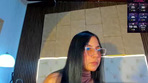 Snapshot of amelia_rossetti chatting on July 1, 10:50 am amelia rossetti online show from July 1, 10:50 am