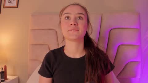  Amelia  online show from February 22, 11:42 am