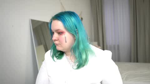 Amelia online show from May 31, 3:19 pm