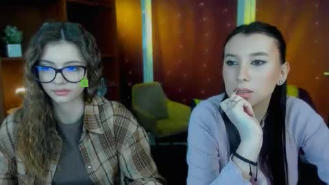 ameliaa_sweet online show from March 20, 6:29 am