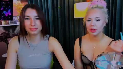 ameliaa_sweet online show from April 25, 5:43 am