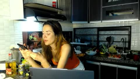 Amalia Castro online show from April 12, 11:43 pm