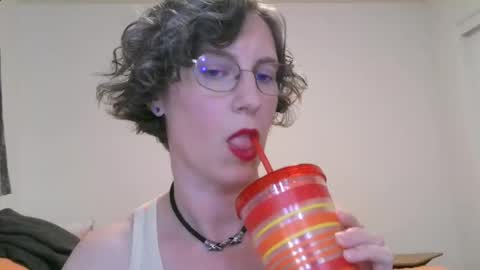 Snapshot of ameliaishka chatting on June 5, 1:34 am Ameliaishka online show from June 5, 1:34 am