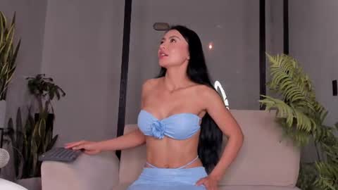 Snapshot of ameliajones_1 chatting on July 17, 2:29 am Ameliajones online show from July 17, 2:29 am