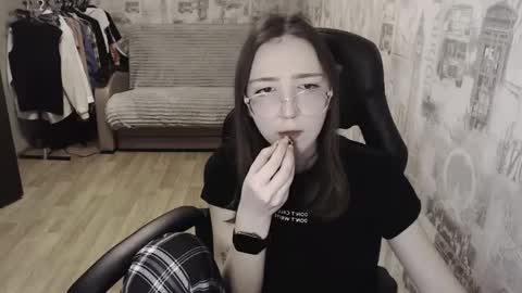 Snapshot of ameliakamishiro chatting on January 10, 5:02 pm Amelia online show from January 10, 5:02 pm