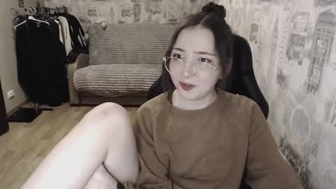 Snapshot of ameliakamishiro chatting on February 25, 7:03 pm Amelia online show from February 25, 7:03 pm