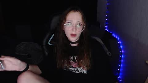 Snapshot of ameliakamishiro chatting on October 9, 8:40 pm Amelia online show from October 9, 8:40 pm