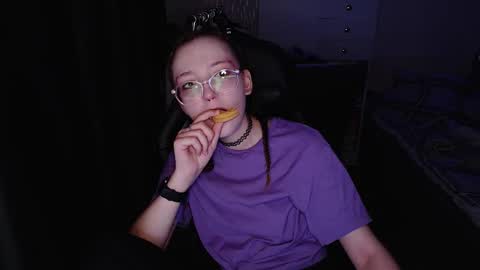 Snapshot of ameliakamishiro chatting on November 26, 3:18 am Amelia online show from November 26, 3:18 am