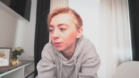 Amelia   online show from January 21, 8:30 am