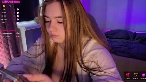 Amelia online show from June 1, 8:49 am