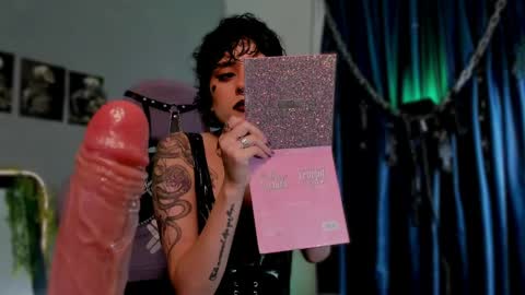 Amelianaughty  online show from May 1, 3:27 pm