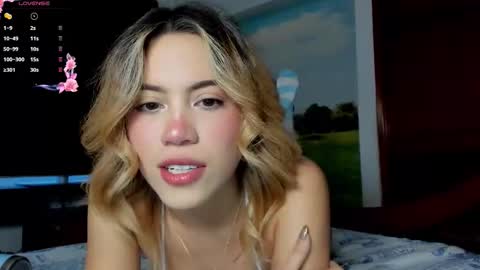 Snapshot of ameliashepard1 chatting on October 26, 10:15 pm Amelia online show from October 26, 10:15 pm