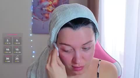 Snapshot of ameliasonk chatting on February 6, 10:18 am Amelia Sonk online show from February 6, 10:18 am