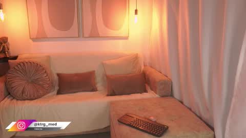    online show from November 24, 8:30 pm