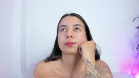 Amelie  online show from November 26, 11:28 pm