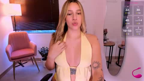 Amelie Graham online show from November 13, 8:52 pm