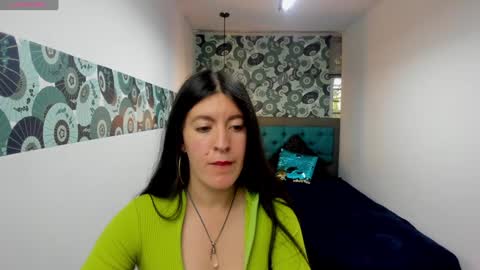 A M E L I E online show from January 18, 3:16 pm