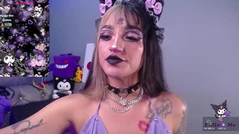 Snapshot of amelierouss chatting on November 6, 2:23 am AMELIEROUS .. see you tomorrow kisses online show from November 6, 2:23 am