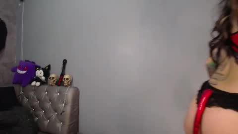 Snapshot of amelierouss chatting on November 10, 11:04 pm AMELIEROUS .. see you tomorrow kisses online show from November 10, 11:04 pm