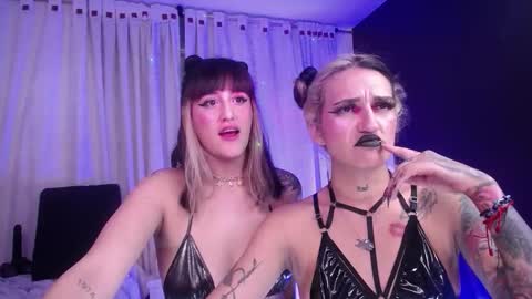 AMELIEROUS .. see you tomorrow  kisses online show from February 12, 5:24 am