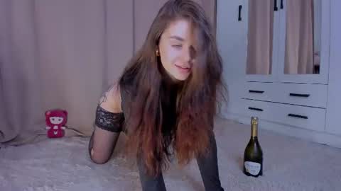Sex Doll online show from June 13, 3:10 pm