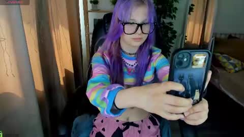 Amelia online show from July 1, 9:55 am