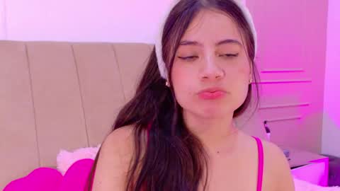 Snapshot of ameliiaa_smith chatting on May 16, 11:25 pm Amelia online show from May 16, 11:25 pm