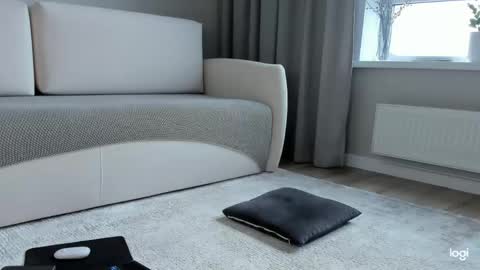Snapshot of amelinalove chatting on May 16, 2:19 am Amelina Love online show from May 16, 2:19 am