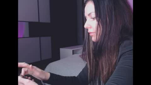 amelinamersi online show from November 8, 7:12 pm