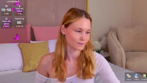 Snapshot of ameliroyse chatting on June 8, 5:13 pm AmeliRoyse online show from June 8, 5:13 pm
