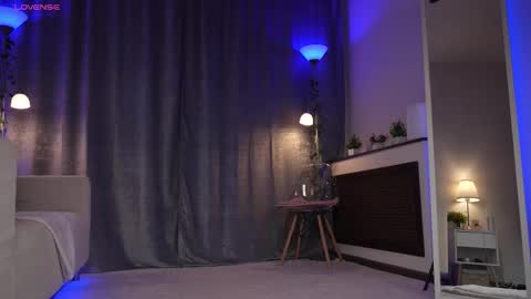 Snapshot of amelyxxx chatting on February 2, 1:26 am Amy online show from February 2, 1:26 am