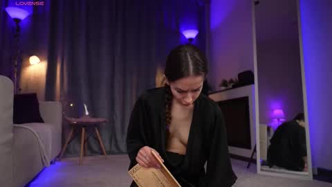 Snapshot of amelyxxx chatting on March 7, 3:47 am Amy online show from March 7, 3:47 am