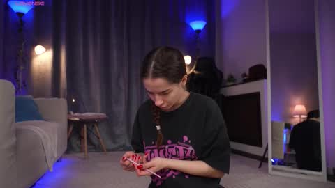 Snapshot of amelyxxx chatting on March 15, 3:34 am Amy online show from March 15, 3:34 am