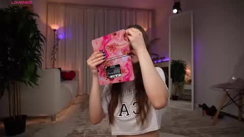 Amy  online show from June 15, 2:36 am