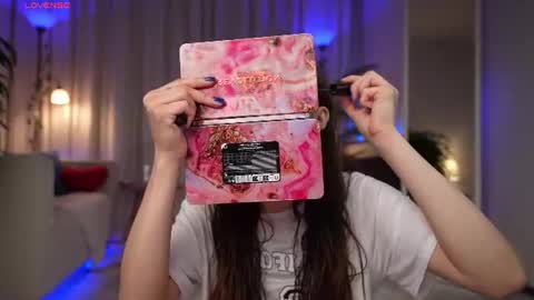 Amy  online show from June 19, 2:05 am