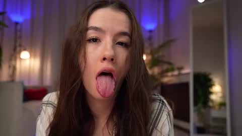 Amy  online show from June 20, 2:47 am