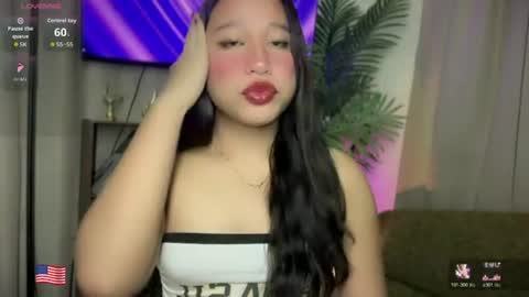 Snapshot of amera_slut chatting on June 27, 4:56 pm amera_slut online show from June 27, 4:56 pm