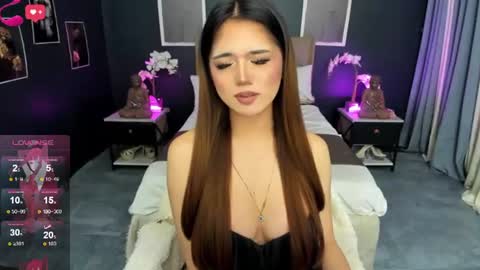 Snapshot of amethyst_claire chatting on July 6, 3:03 pm Claire online show from July 6, 3:03 pm
