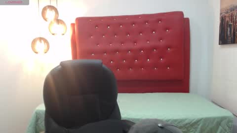 amethystshadow online show from December 14, 4:23 pm