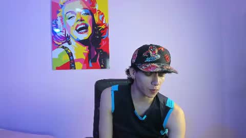 Snapshot of amethystshadow chatting on July 10, 1:54 am amethystshadow online show from July 10, 1:54 am