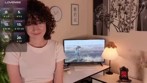 Alivia online show from June 5, 6:02 pm