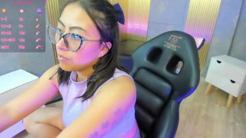 amhira_tay online show from May 22, 7:19 pm