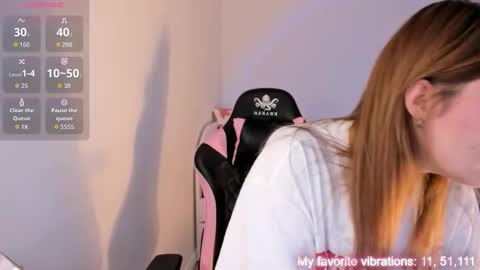 Hi-hi I am Kate welcome to my sexy room online show from November 9, 1:09 pm