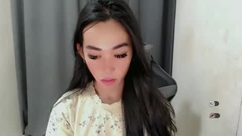 Snapshot of ami_lewis chatting on March 3, 12:04 am JOANNA online show from March 3, 12:04 am